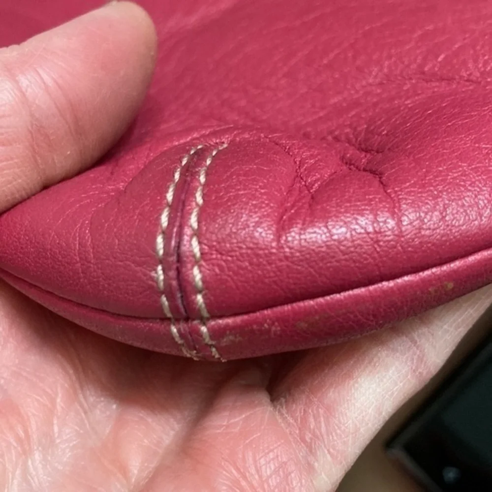 Coach vintage y2k pink leather soho wristlet mini bag
